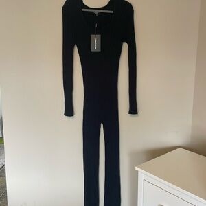 Pretty Little Thing Maternity Ribbed Knitted Fitted Jumpsuit